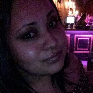 Meet your Posher, Alexandra